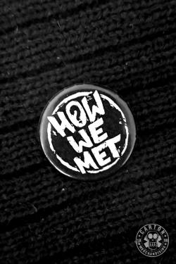 HOW WE MET LOGO black okładka