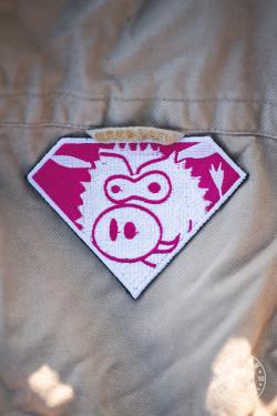 4DZIKI RYJ DZIKA pink okładka